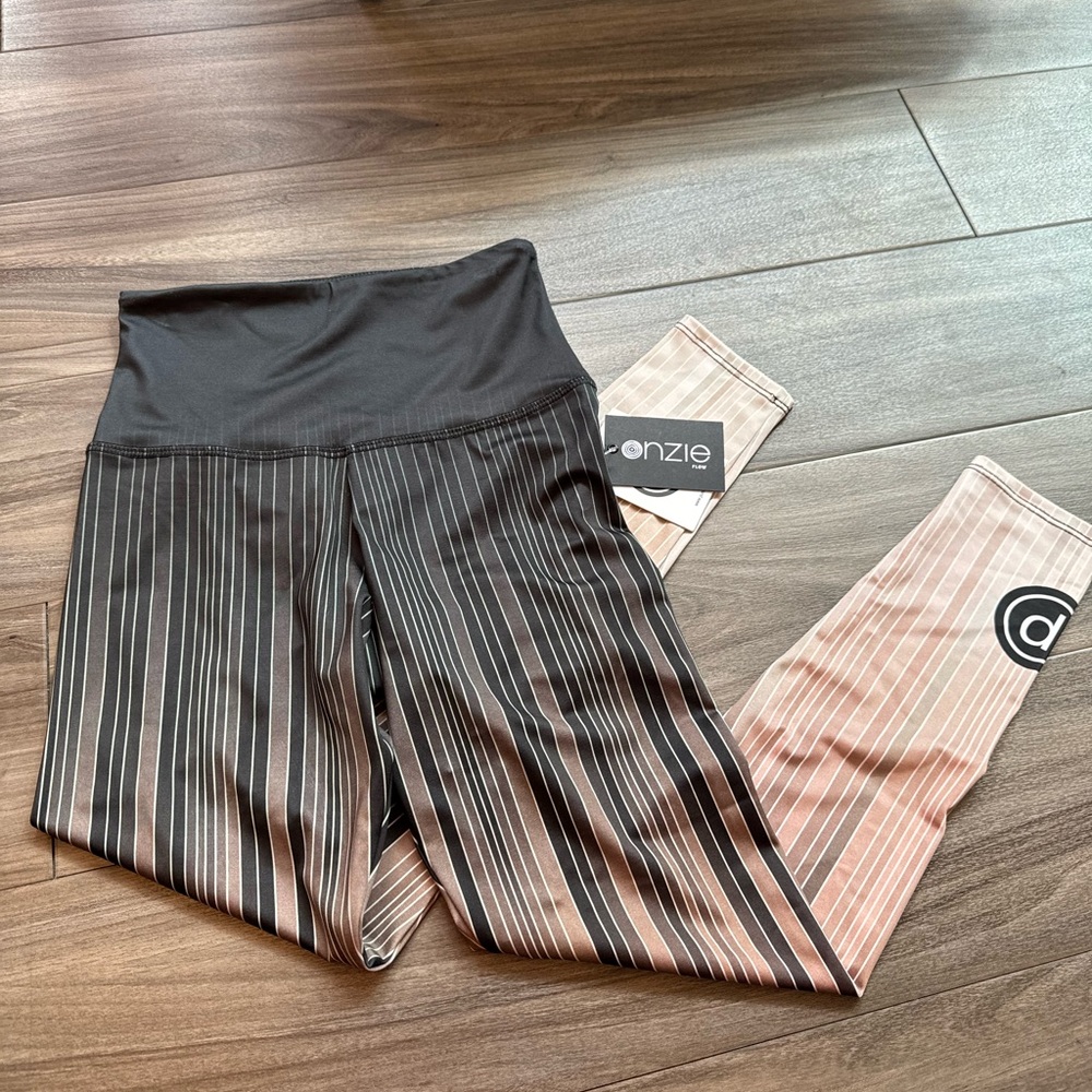 Pure barre striped leggings